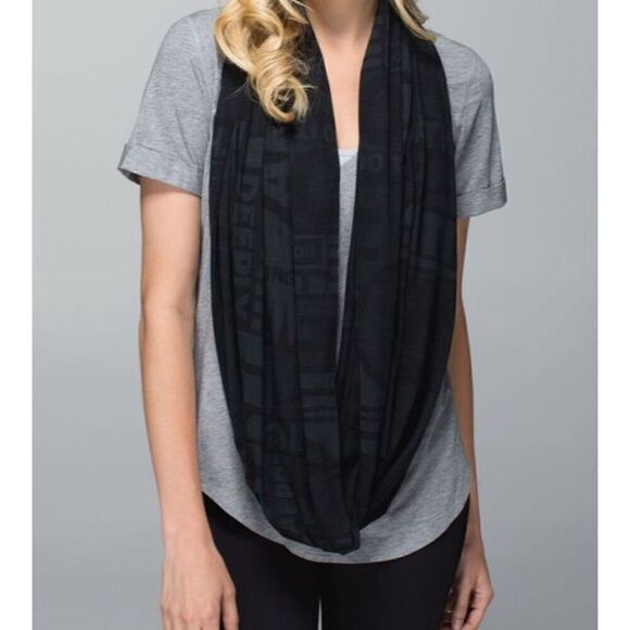 Lululemon Athletica Savasana Black pop block burnout Scarf - Picture 2 of 10